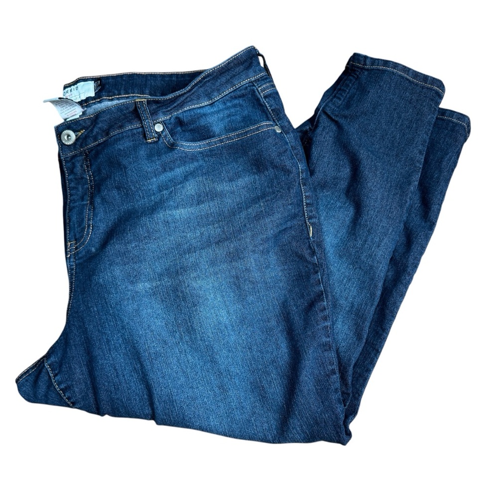 TORRID Stretchy Jeans 22 Extra Short